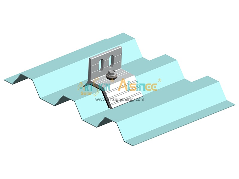 Soluzioni di montaggio di pannelli solari residenziali con morsetti a coste per portapacchi sul tetto