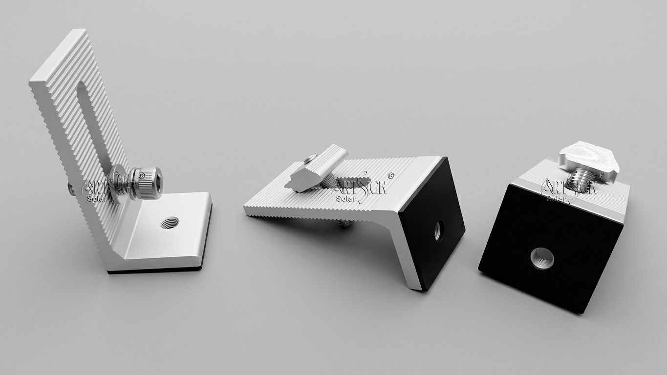 Come pre-assembliamo i piedini a L per pannelli solari per un'installazione più rapida | ART SIGN