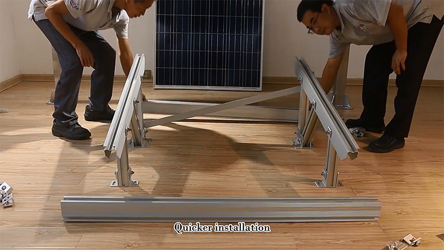 Installazione di montaggio a terra solare